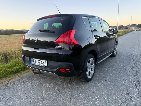 Peugeot 3008 5 of 16