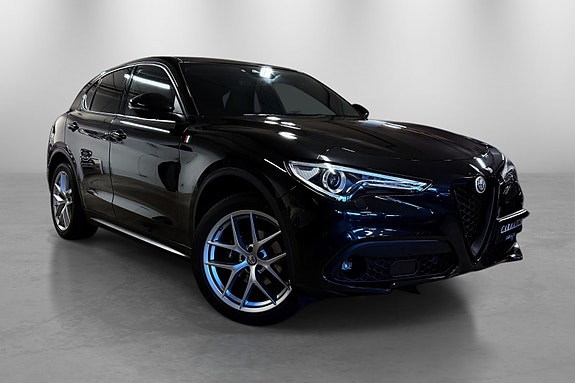 Alfa Romeo Stelvio 19 of 30