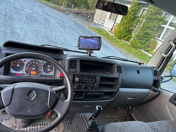 Renault Maxity 25 of 26