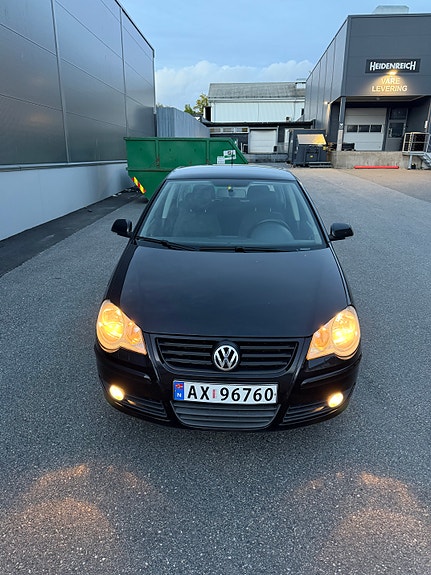 Volkswagen Polo 4 of 16