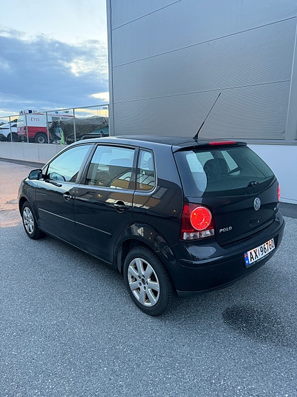 Volkswagen Polo 6 of 16
