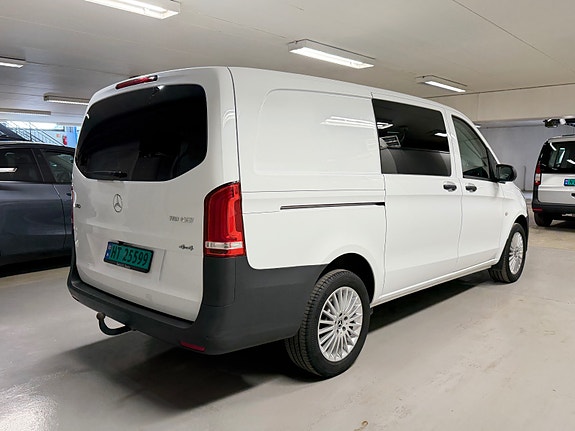 Mercedes-Benz Vito 119 4 of 30