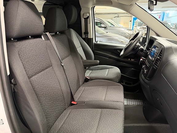 Mercedes-Benz Vito 119 12 of 30