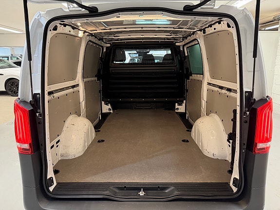 Mercedes-Benz Vito 119 16 of 30