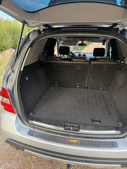 Mercedes-Benz ML280 15 of 30