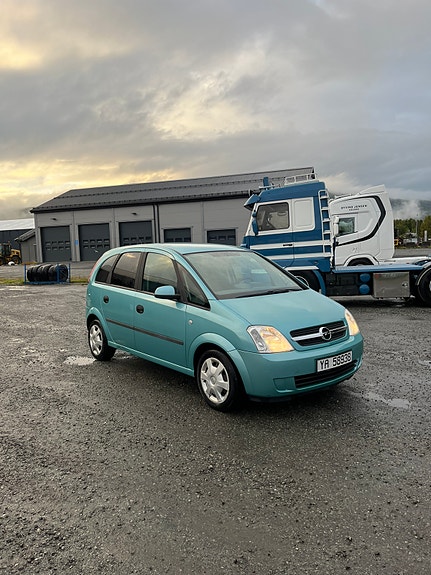 Opel Meriva 2 of 15