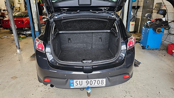 Mazda 3 5 of 5