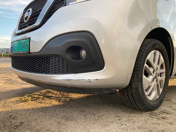 Nissan NV300 13 of 30