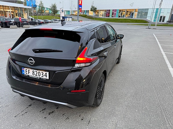 Nissan Leaf 16 of 26