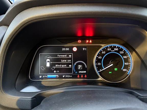 Nissan Leaf 10 of 26