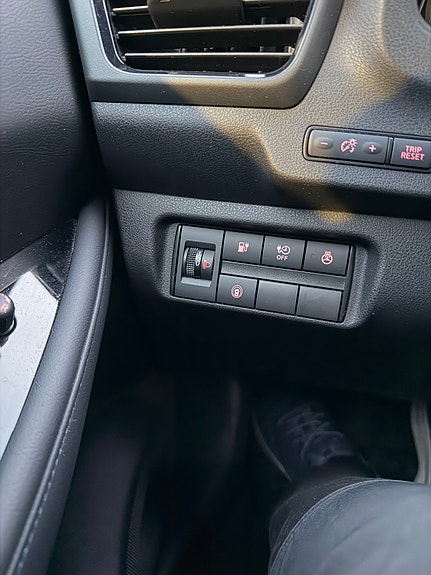 Nissan Leaf 14 of 26