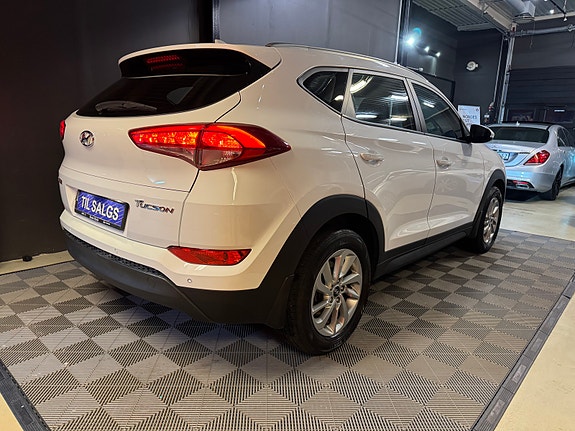 Hyundai Tucson 3 of 30