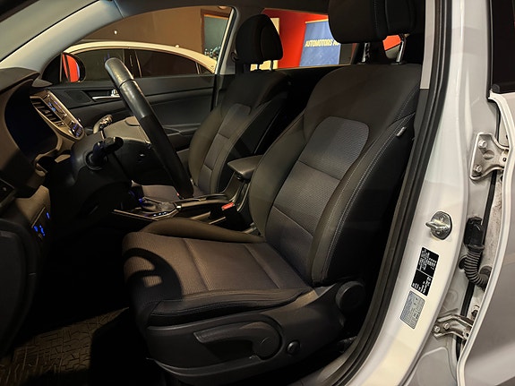 Hyundai Tucson 10 of 30