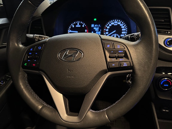 Hyundai Tucson 23 of 30
