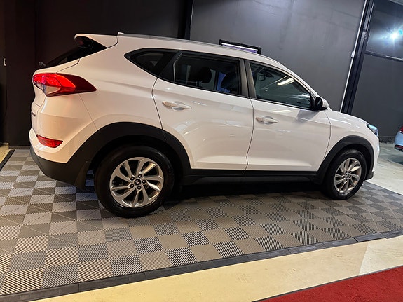Hyundai Tucson 4 of 30