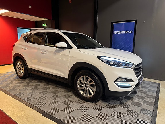 Hyundai Tucson 2 of 30