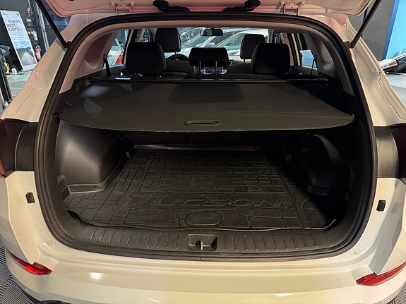 Hyundai Tucson 16 of 30