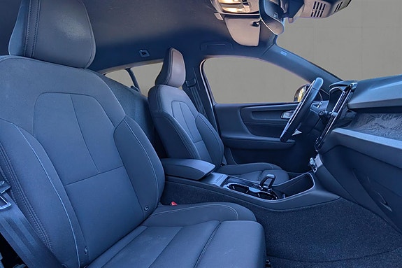 Volvo XC40 18 of 20