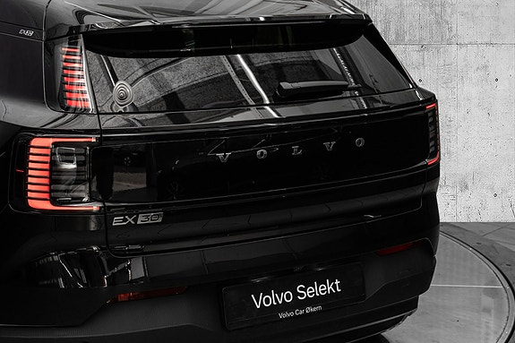 Volvo EX30 6 of 29
