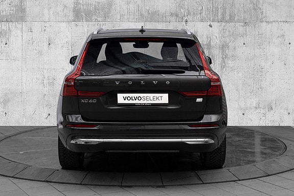 Volvo XC60 5 of 26