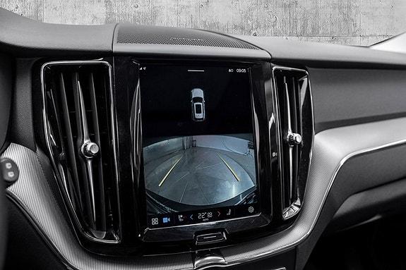Volvo XC60 18 of 26