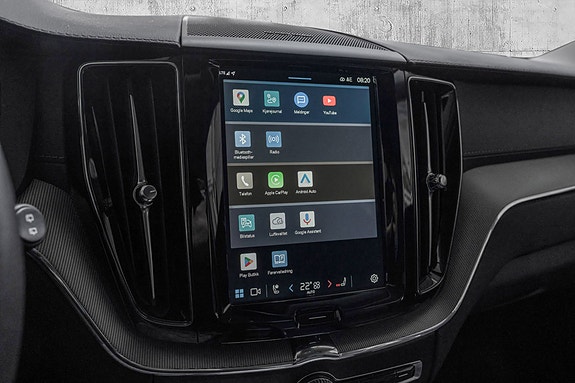 Volvo XC60 16 of 23
