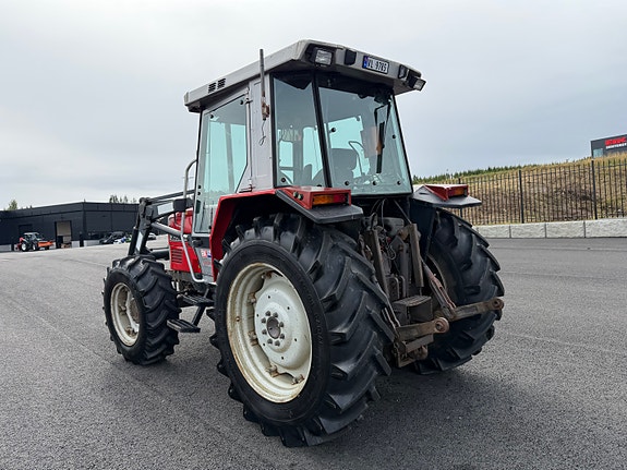 Massey Ferguson 3050 8 of 30