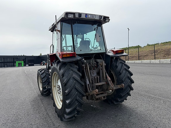 Massey Ferguson 3050 9 of 30