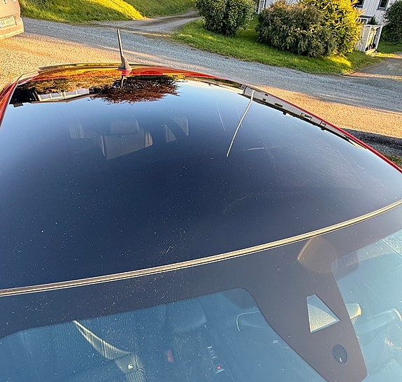 Peugeot 208 4 of 13