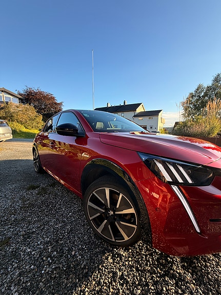 Peugeot 208 6 of 13