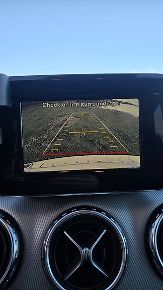 Mercedes-Benz GLA250 14 of 24