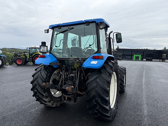 New Holland TL 100 A 17 of 30