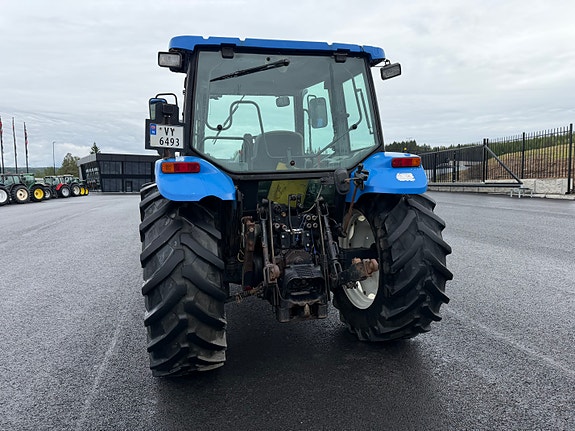 New Holland TL 100 A 12 of 30