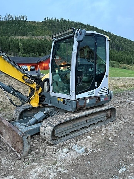Wacker Neuson ET65 2 of 15