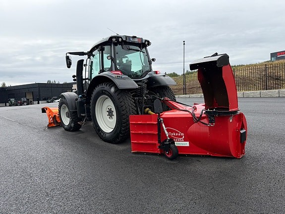 Valtra N 134 V 11 of 30