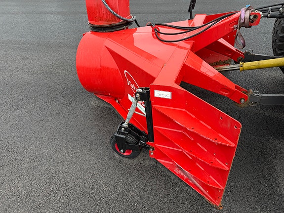 Valtra N 134 V 29 of 30