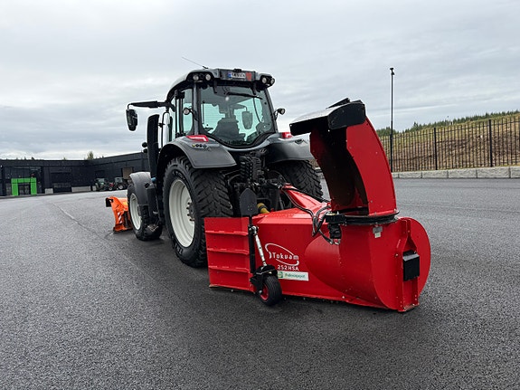 Valtra N 134 V 12 of 30