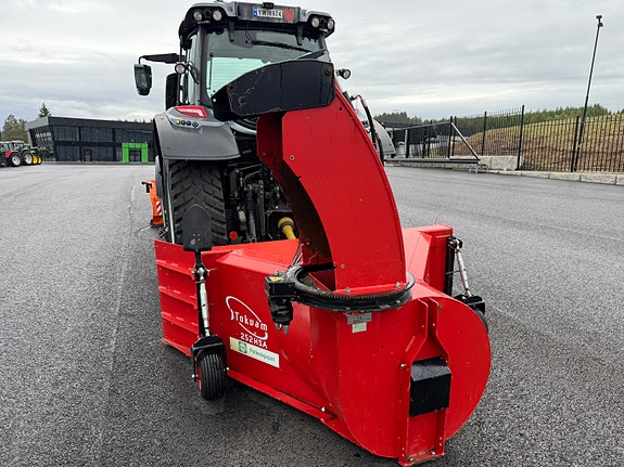 Valtra N 134 V 30 of 30