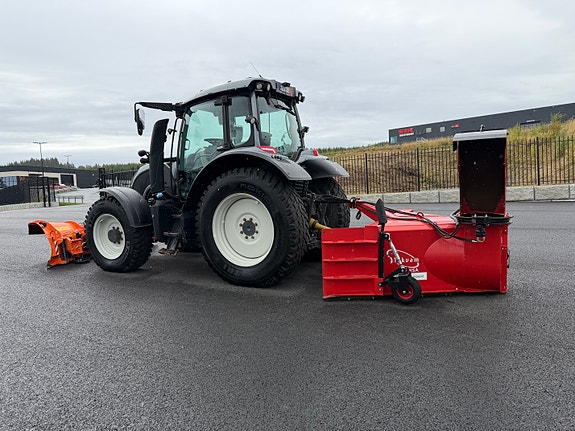 Valtra N 134 V 9 of 30
