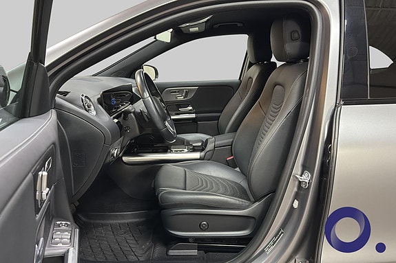 Mercedes-Benz EQA300 12 of 30