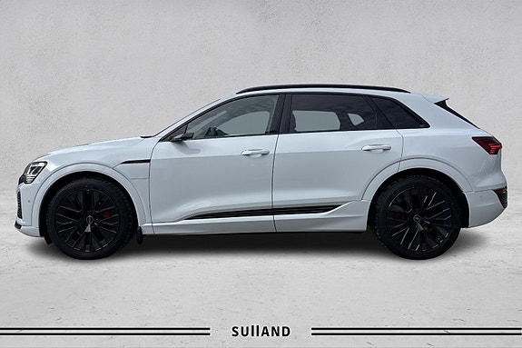 Audi Q8 e-tron 2 of 30