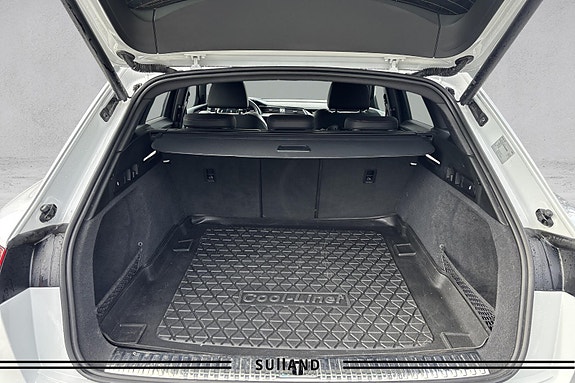 Audi Q8 e-tron 18 of 30