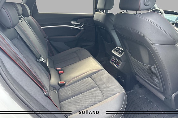 Audi Q8 e-tron 16 of 30