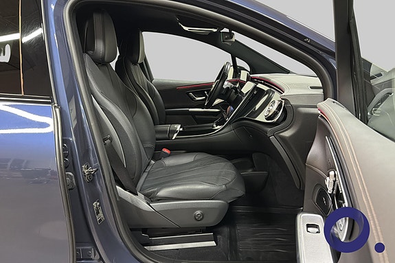 Mercedes-Benz EQE SUV 16 of 30