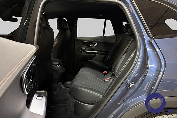 Mercedes-Benz EQE SUV 13 of 30