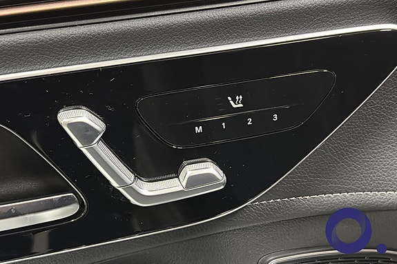 Mercedes-Benz EQE SUV 15 of 30