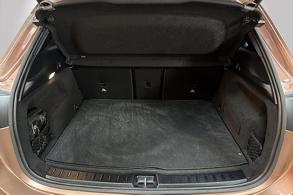 Mercedes-Benz EQA300 5 of 30