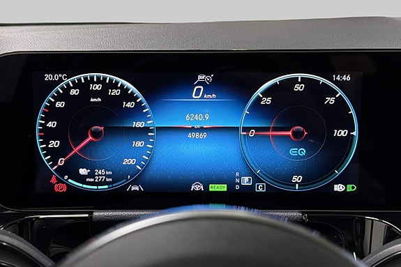 Mercedes-Benz EQA300 22 of 30