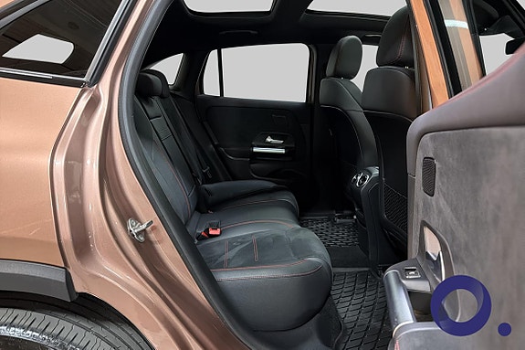 Mercedes-Benz EQA300 16 of 30