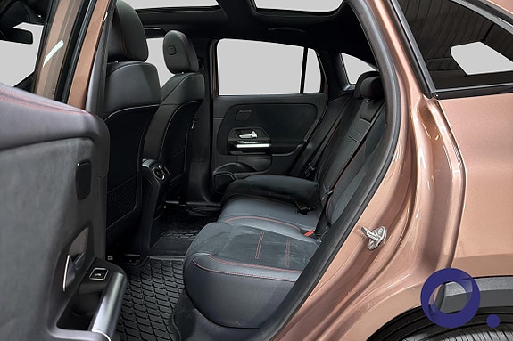 Mercedes-Benz EQA300 13 of 30